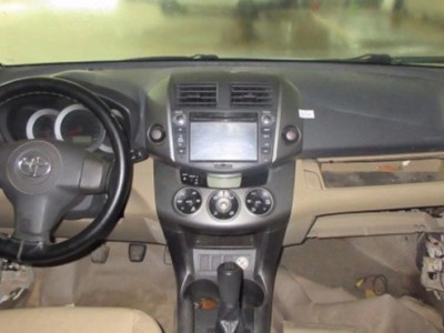 12年丰田RAV4荣放SUV