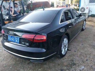 17年奥迪奥迪A8L小型车