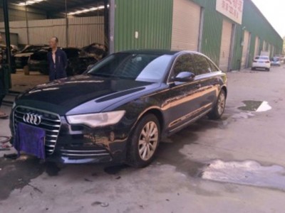 14年奥迪奥迪A6L小型车