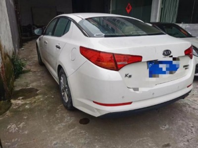 13年起亚起亚K5小型车