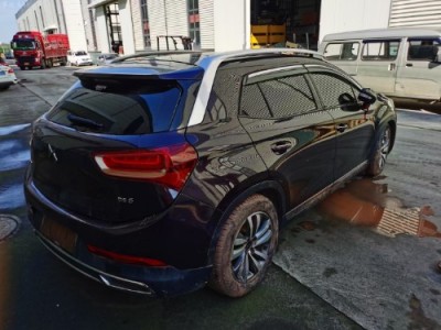 15年红旗DS6SUV