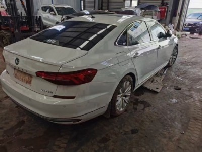 19年大众帕萨特小型车