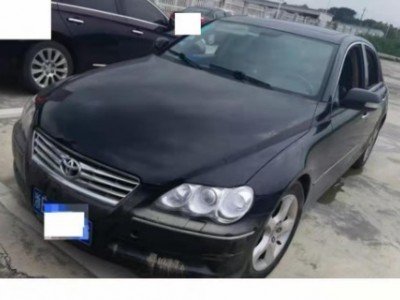 09年丰田锐志小型车