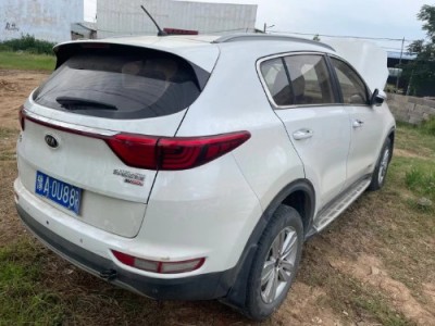 16年起亚起亚K5小型车