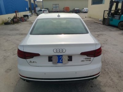 17年奥迪奥迪A4小型车