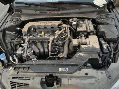 21年现代伊兰特小型车