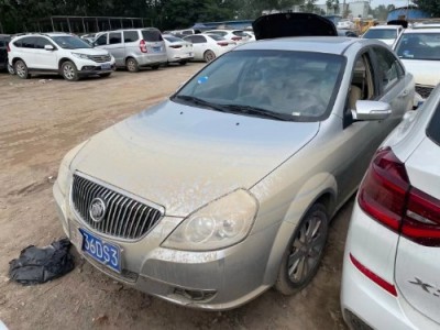 09年别克凯越小型车