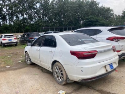 17年吉利远景小型车