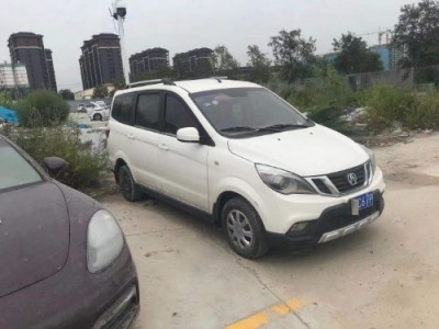 17年北汽威旺威旺M30小型车