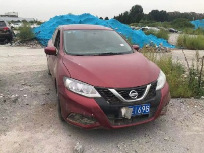 17年日产骐达小型车