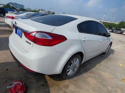 18年起亚起亚K3小型车