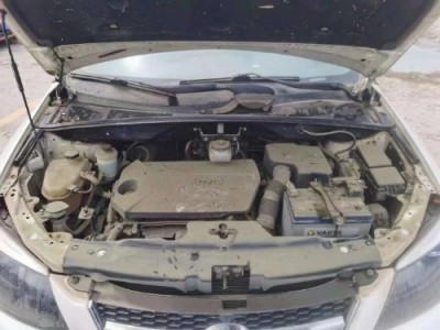 14年比亚迪比亚迪S6小型车