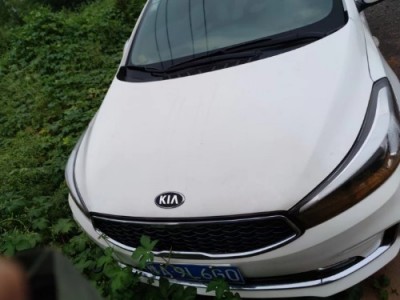 18年起亚起亚K3小型车