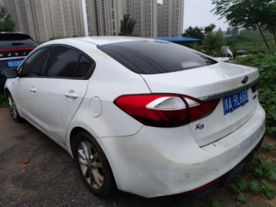 18年起亚起亚K3小型车