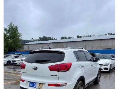 16年起亚智跑SUV