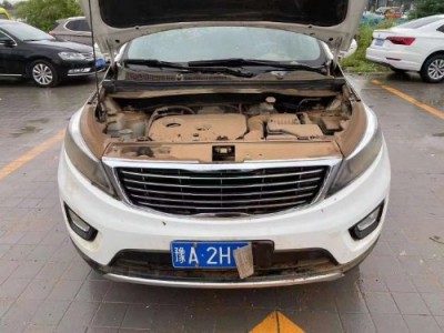 16年起亚智跑SUV