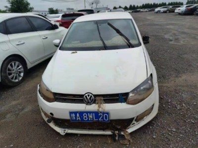 14年大众POLO小型车