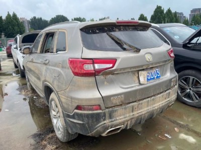 16年长安长安CS75SUV