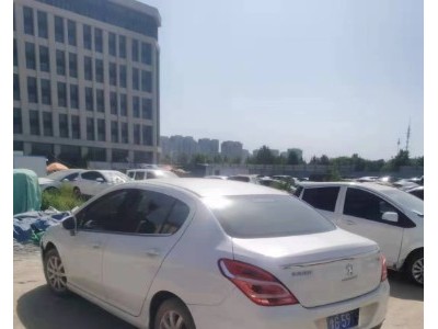 16年标致标致308小型车