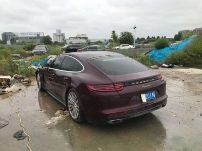 18年保时捷保时捷Panamera跑车
