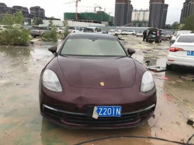 18年保时捷保时捷Panamera跑车