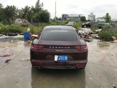 18年保时捷保时捷Panamera跑车