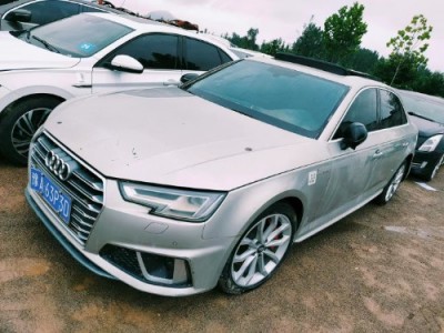 20年奥迪奥迪A4小型车