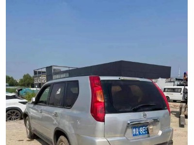09年日产奇骏SUV