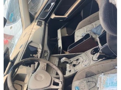 21年大众途岳小型车