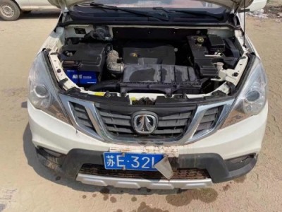 16年北汽威旺威旺M35小型车