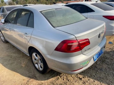 14年大众宝来小型车
