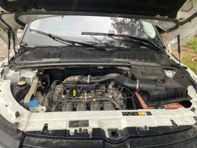 14年路虎揽胜极光SUV