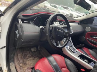14年路虎揽胜极光SUV
