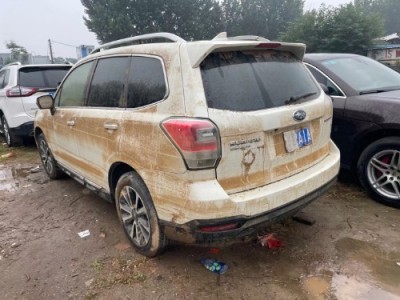 16年斯巴鲁森林人SUV