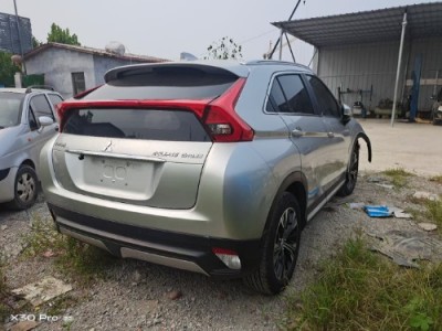 20年三菱奕歌SUV
