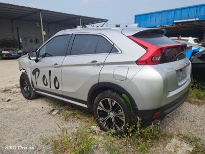 20年三菱奕歌SUV