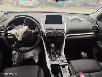 20年三菱奕歌SUV