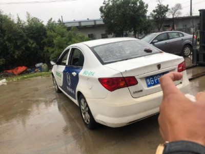 15年荣威荣威350小型车