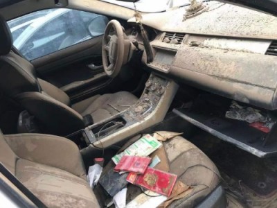 17年路虎揽胜极光SUV