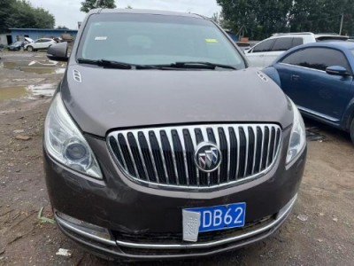 13年别克别克GL8小型车
