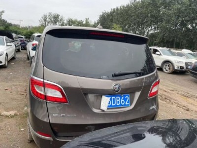 13年别克别克GL8小型车