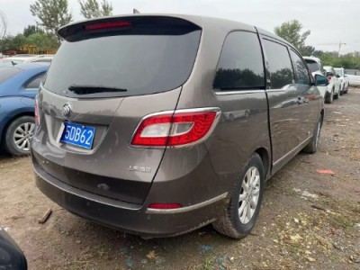 13年别克别克GL8小型车