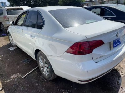 18年大众宝来小型车