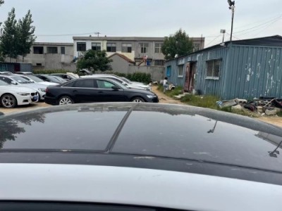 19年现代名图小型车