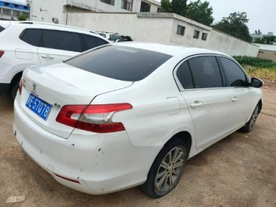 17年标致标致408小型车