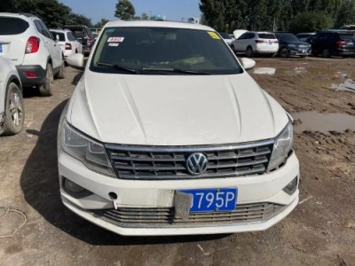 18年大众捷达小型车