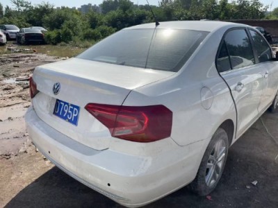 18年大众捷达小型车