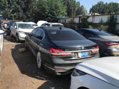 17年宝马宝马7系小型车