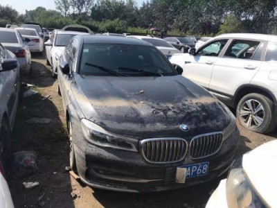 17年宝马宝马7系小型车