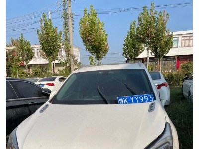 17年别克昂科威小型车